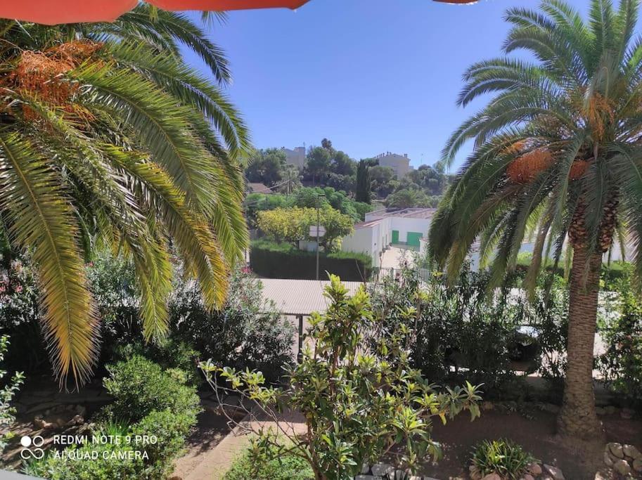 Coqueto Alojamiento Con Banera De Hidromasaje Apartment Tarragona Luaran gambar